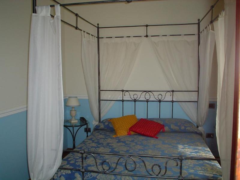 Petit Chateau Montecatini-Terme Esterno foto